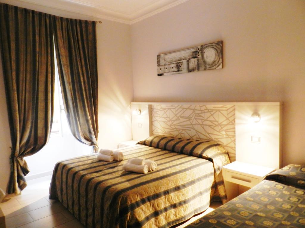 Vatican Roma Habitación foto