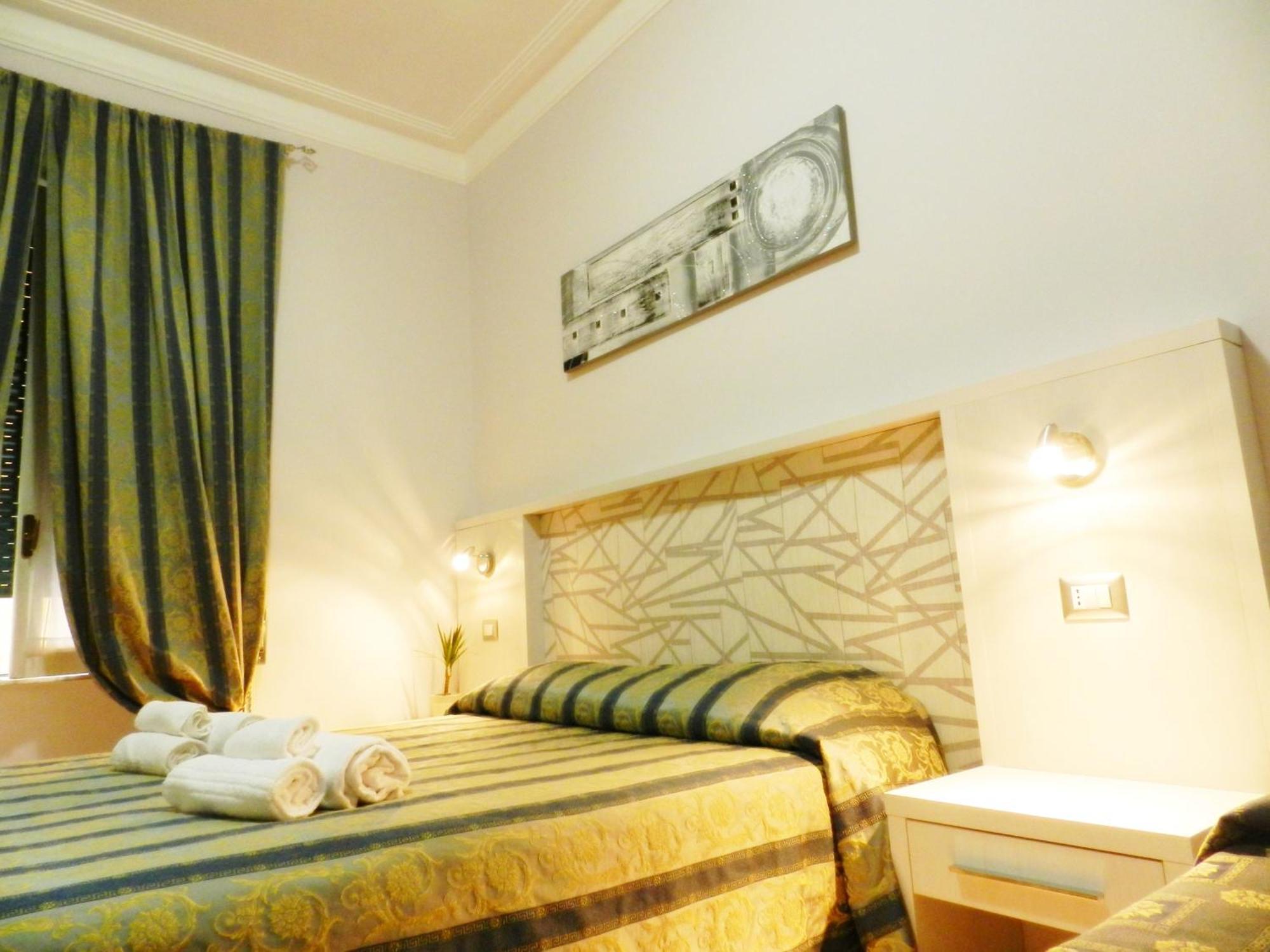 Vatican Roma Habitación foto